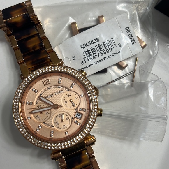 Michael Kors Women's Parker Rose Gold & Tortoise Watch MK5538 - Picture 3 of 4
